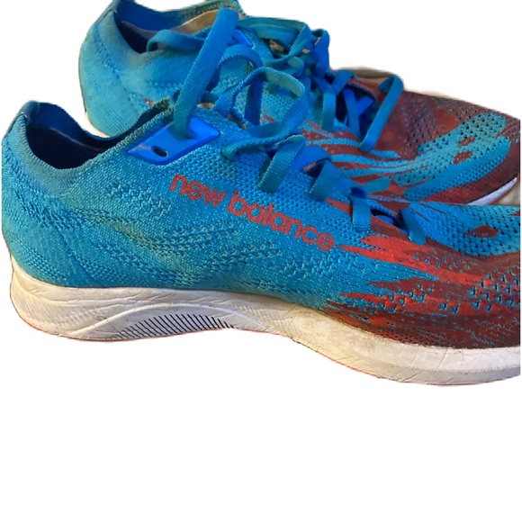 New Balance Running Shoes -EUC! Great Deal! - Picture 2 of 6